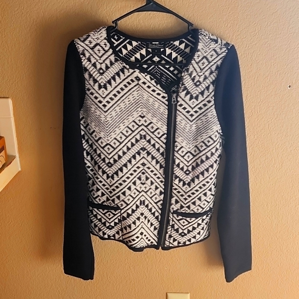Lucky Brand asymmetrical jacquard geometric boho zip front cardigan